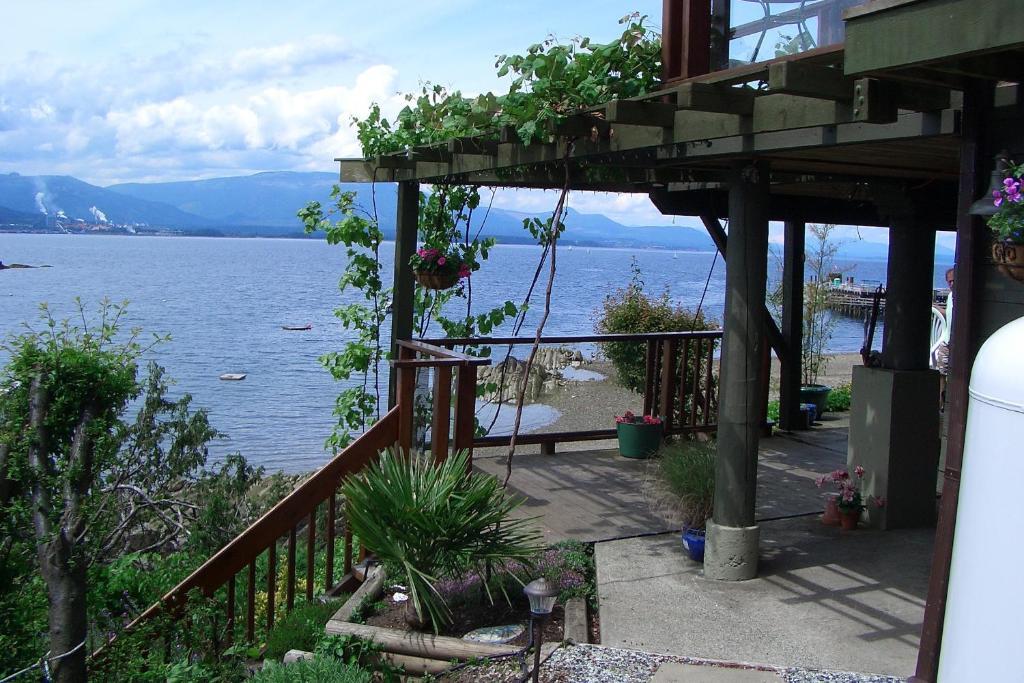 Beachfront At Vesuvius Hotel Ganges Exterior foto